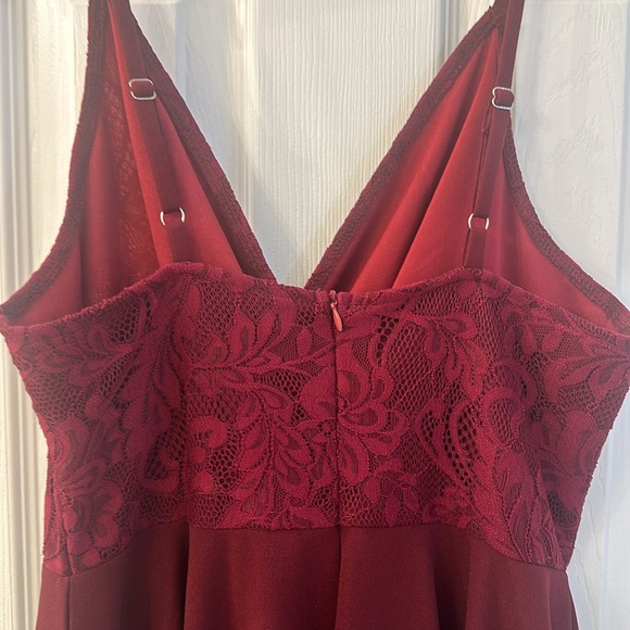 Maroon Dress - Picture 4 of 4